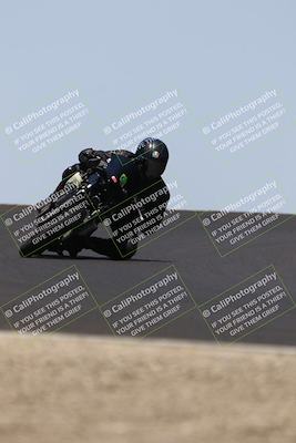 media/Jun-08-2025-TrackDaz (Sun) [[dc1ba13c79]]/C Group/1140am (Turn 2)/